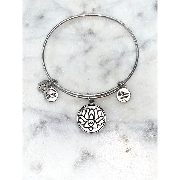 Alex and Ani Silver Lotus Peace Petals Bangle Bracelet EUC - Picture 6 of 7